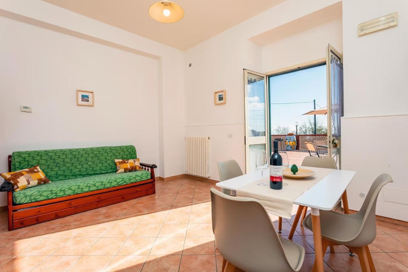 Апартаменты Camia Etna House Пьедимонте-Этнео Экстерьер фото