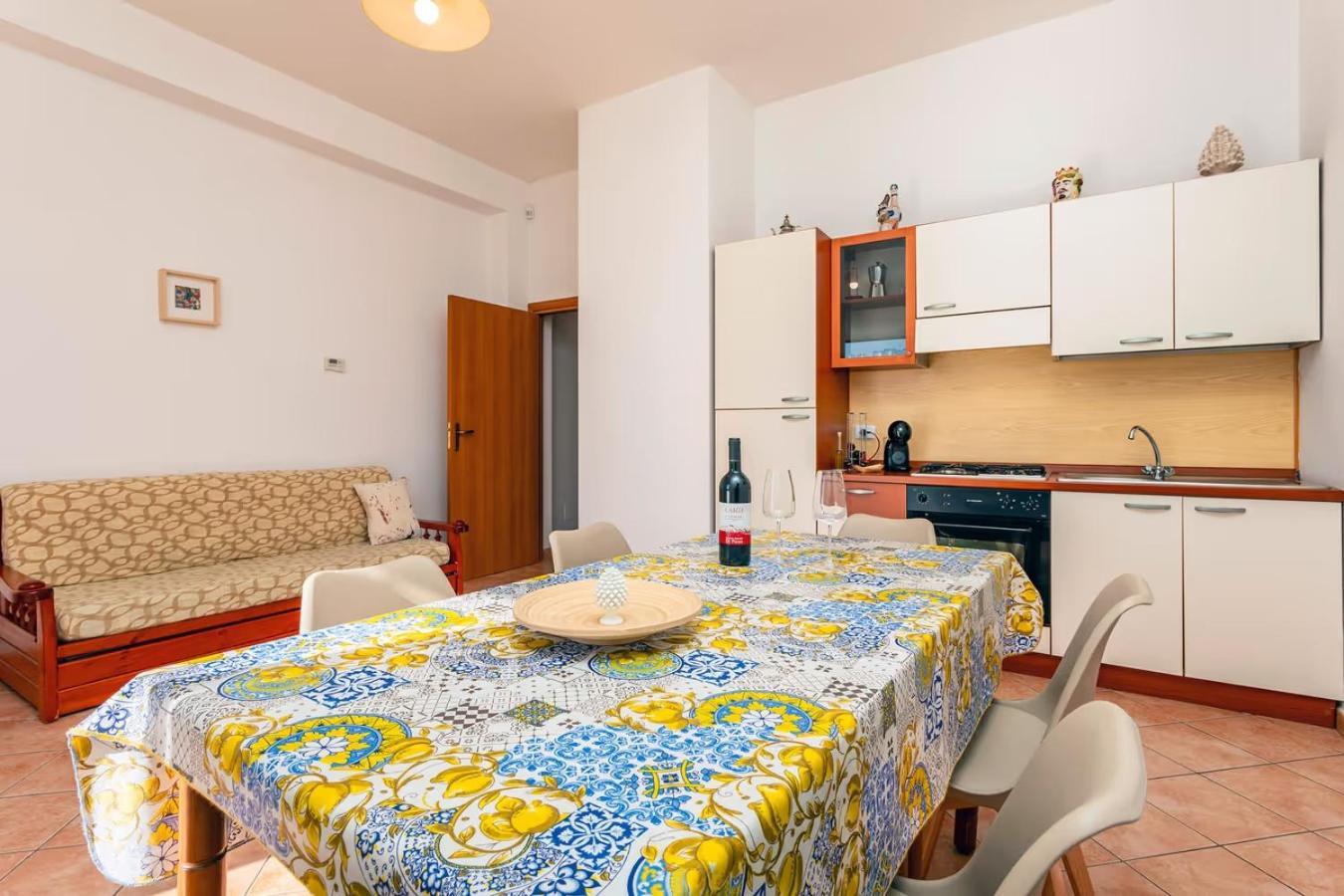 Апартаменты Camia Etna House Пьедимонте-Этнео Экстерьер фото