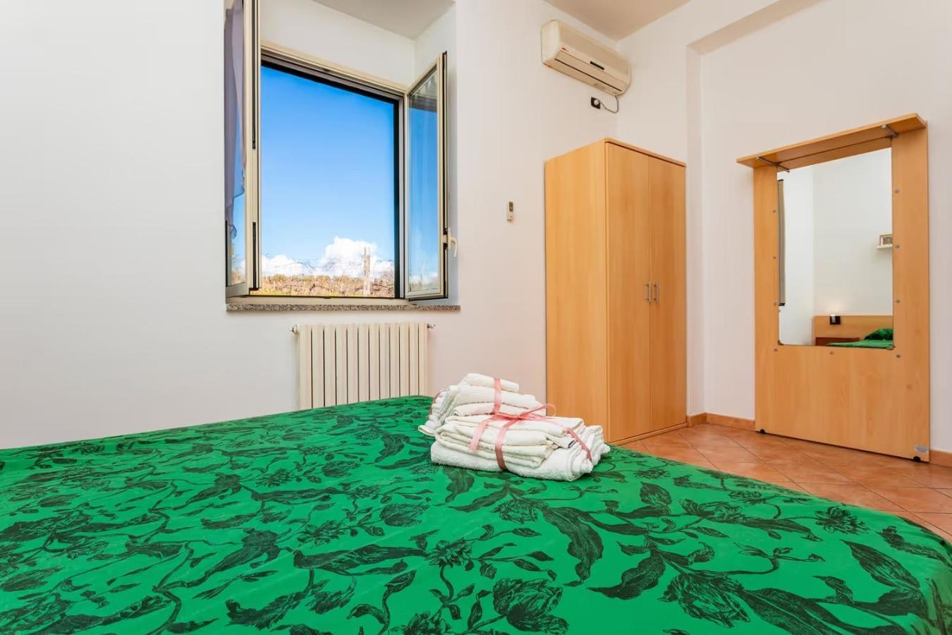Апартаменты Camia Etna House Пьедимонте-Этнео Экстерьер фото