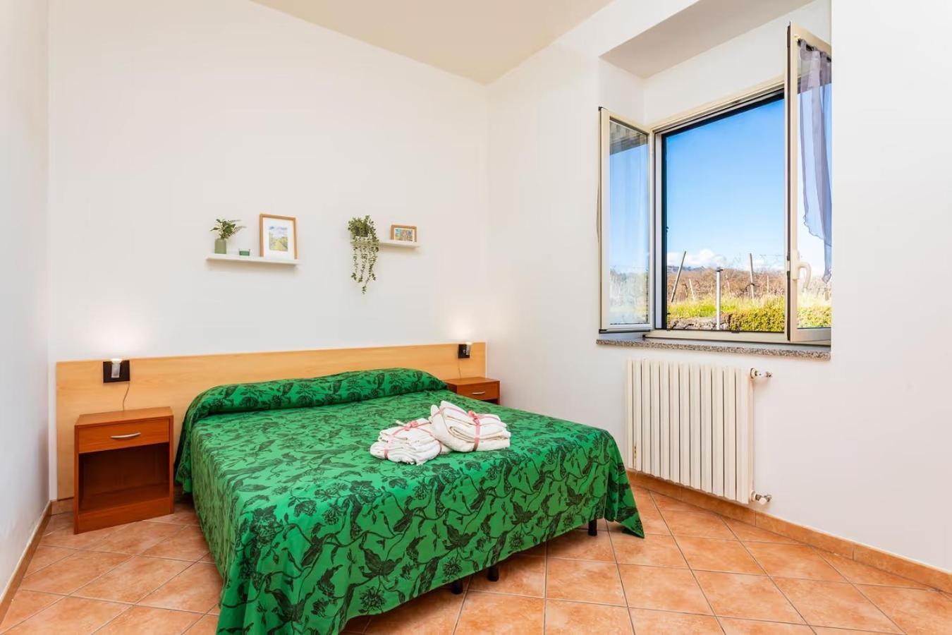 Апартаменты Camia Etna House Пьедимонте-Этнео Экстерьер фото